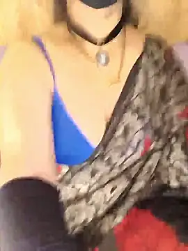 Webcam Model (Rising_Smiler)  is live.Free join now!