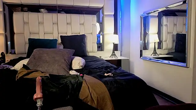 AmaliaMartinez77 webcam