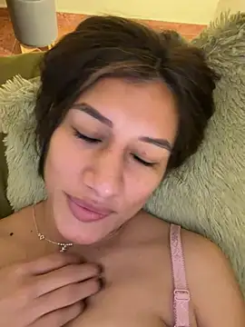 bckystonee (Ask my age) - tease pussy wit fingers