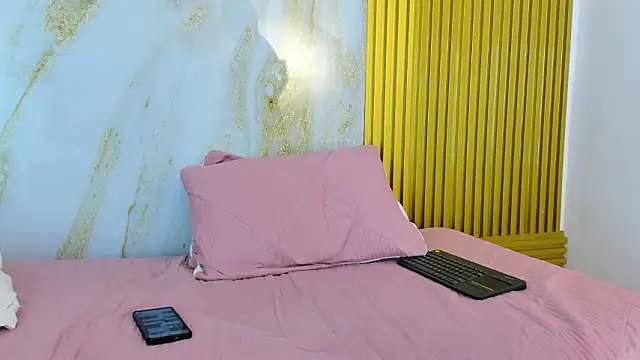 nathaly_matheo (Ask my age) - make us very hapyy