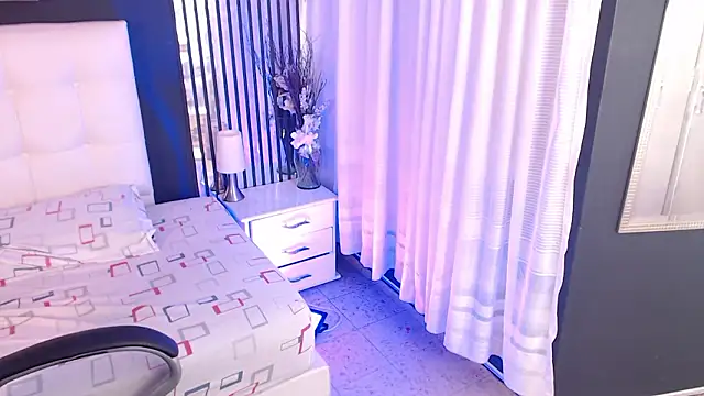 LiaVillalobos webcam