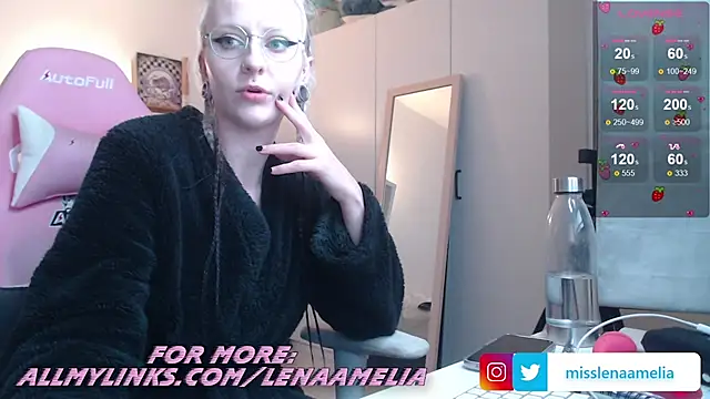 Lenas_Playroom webcam