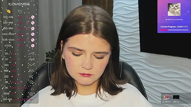 lanatreades - LanaTreades's free webcam