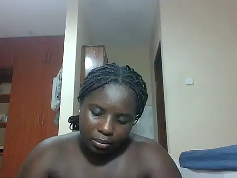 hotebbbyy (F teen) - show tits