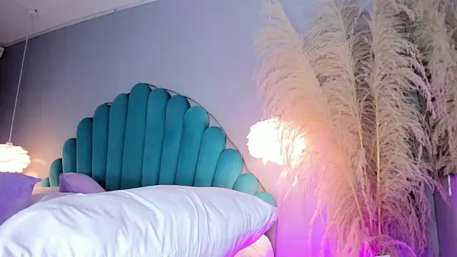 emmastonn_ - EmmaStonn_'s free webcam - UK Sex Cams