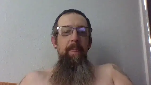 Beardedcowboydaddy webcam