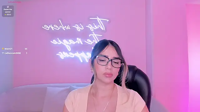 ChloePreston_ webcam