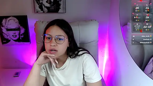 SamanthaRoldaan webcam