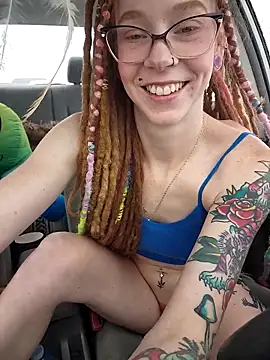 lucidlucy (F young) - Shake some booty in ya face