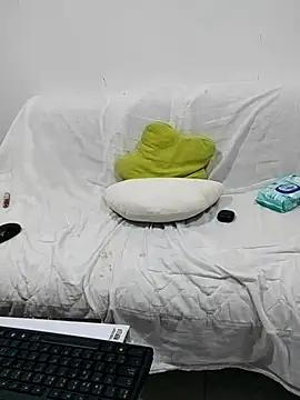 aisha_latina (F milf) - ASS SHOW