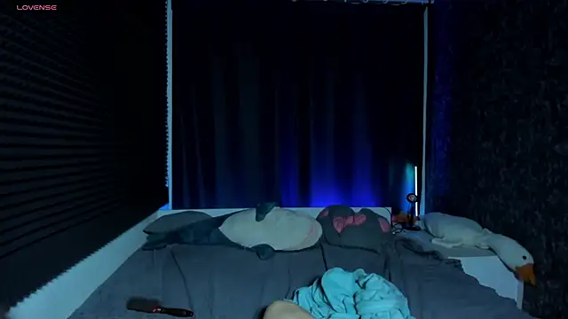 kiki_krash - KIKI_Krash's free webcam