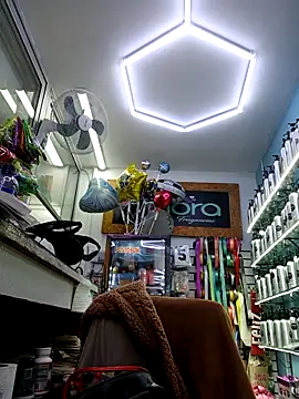 Webcam Model (LunaZambrano)  is live.Free join now!