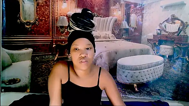 EroticSexyPrada webcam