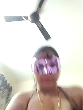 Naughty-Nancy webcam