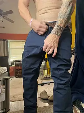 bearchubby300 - BearChubby300's free webcam - UK Sex Cams