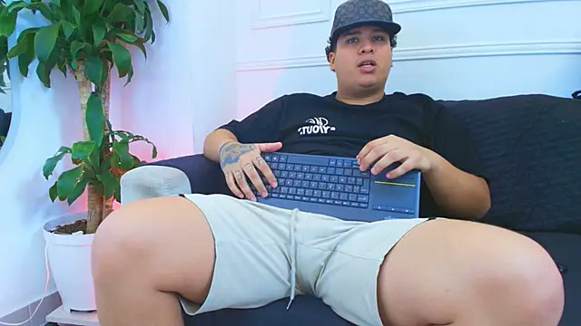 Naim_Bennetsex webcam