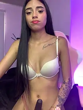 Webcam Model (CELESTE_-EC)  is live.Free join now!