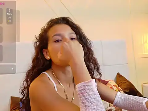 RashelANDCerverus webcam