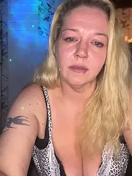 JenniferCarmen webcam