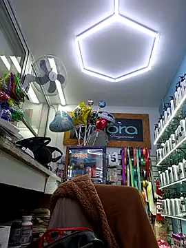 Webcam Model (LunaZambrano)  is live.Free join now!