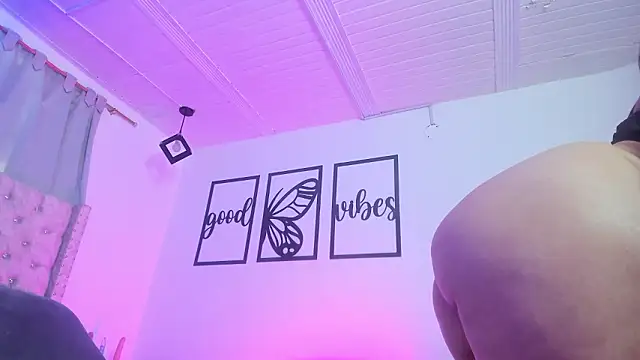 nicolee_millerr - Nicolee_millerr's free webcam - UK Sex Cams