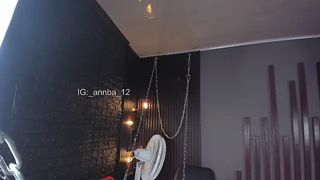 annie_barozzi webcam