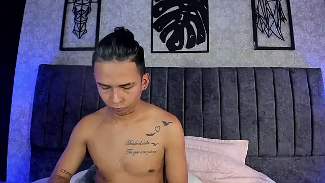 bliinkii_and_luka_ webcam