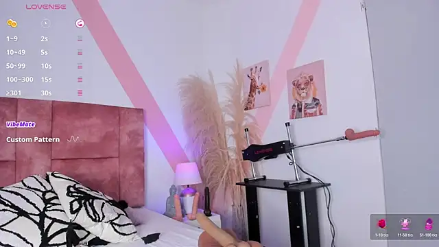 isabella_whiithe webcam