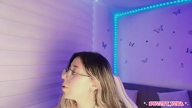 sweettvera webcam