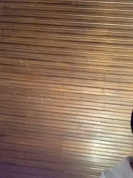 LunaMoore_Pink webcam