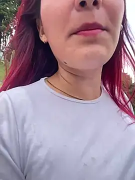 zara_bel - Zara_Bel's free webcam - UK Sex Cams