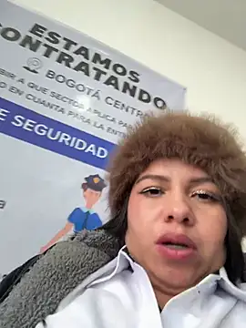 ariana-07 - Ariana-07's free webcam - UK Sex Cams