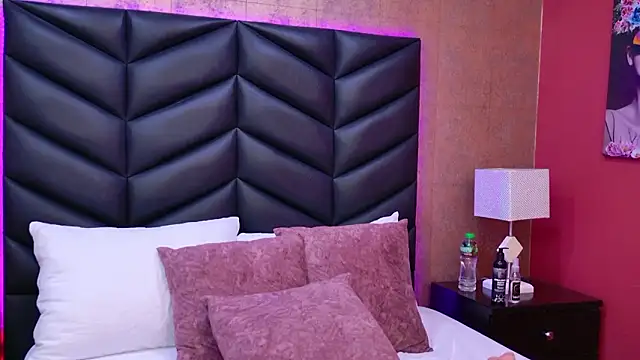 violetfroost - VioletFroost's free webcam