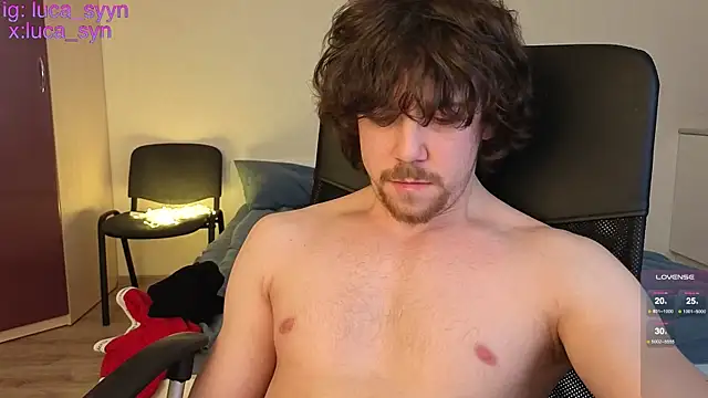 luca_syn (M young) - cum show