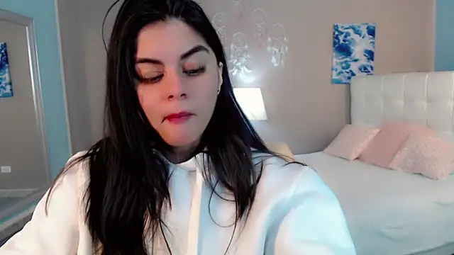 _Maddison_Ivanova_ webcam