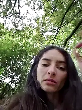 Webcam Model (Sam_Sara)  is live.Free join now!