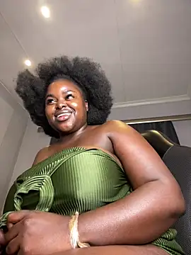 Webcam Model (Honeycoco0211)  is live.Free join now!