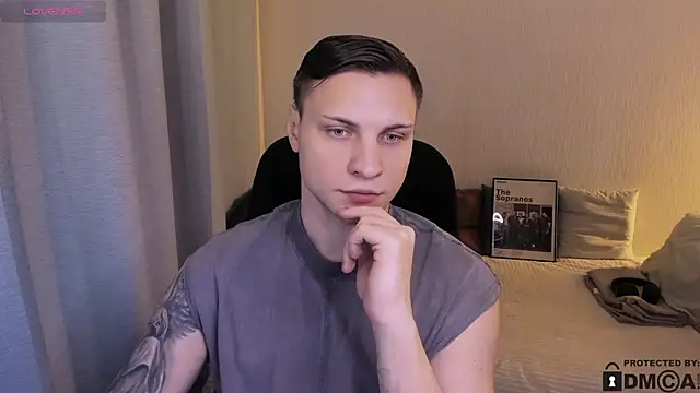 handsome_guy01 webcam