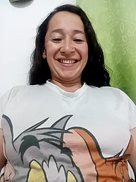 Webcam Model (emilypoppy3)  is live.Free join now!