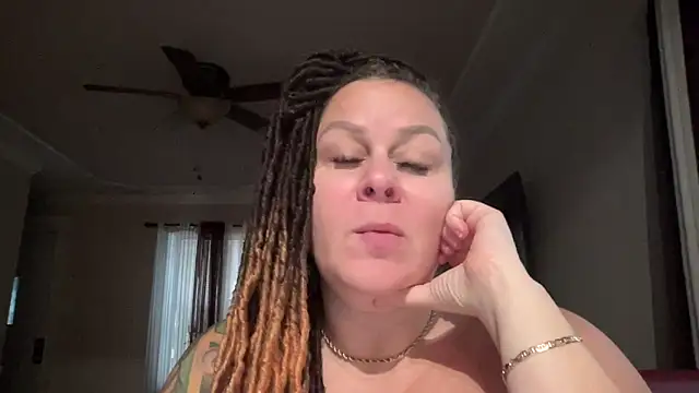 WorldsGreatestCockRater webcam