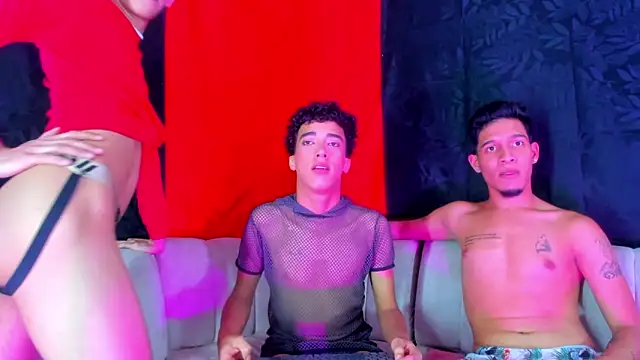 Pleasure_boys_hot webcam