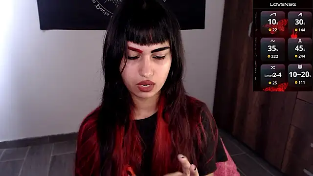 Little-Lucifer webcam