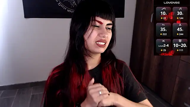 Little-Lucifer webcam