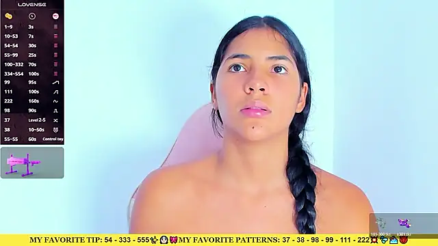 AriannaLewiis webcam