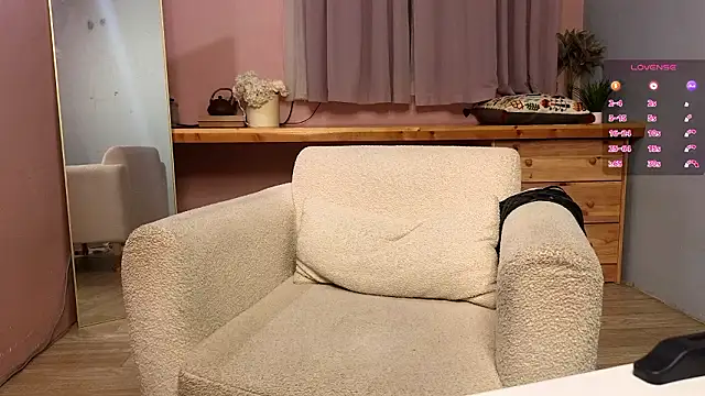 too_sexxxy - Too_sexxxy's free webcam - UK Sex Cams