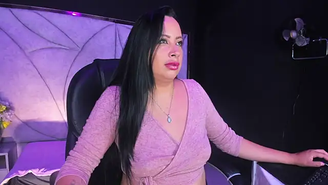 AshleyMontenegro webcam