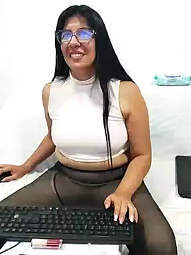 aisha_latina