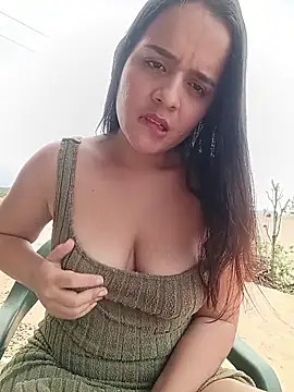 Julieth_hot-69 webcam