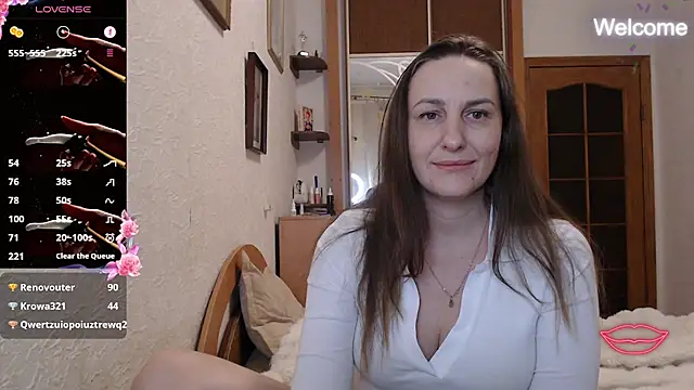 yevgeshka-milashka - Yevgeshka-Milashka's free webcam