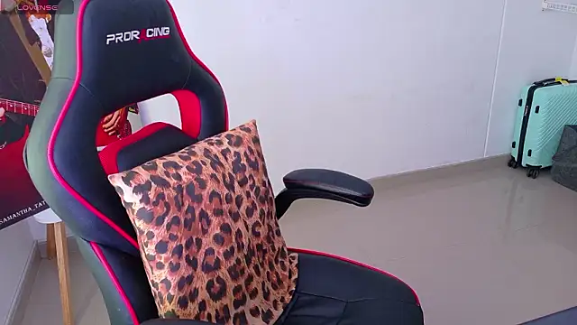 samantha_tattu webcam